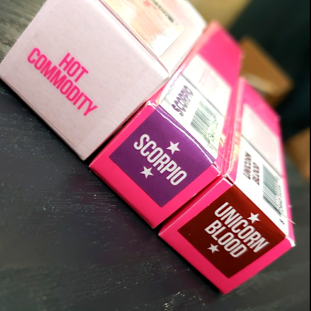 Jeffree Star Trap Liner Lip